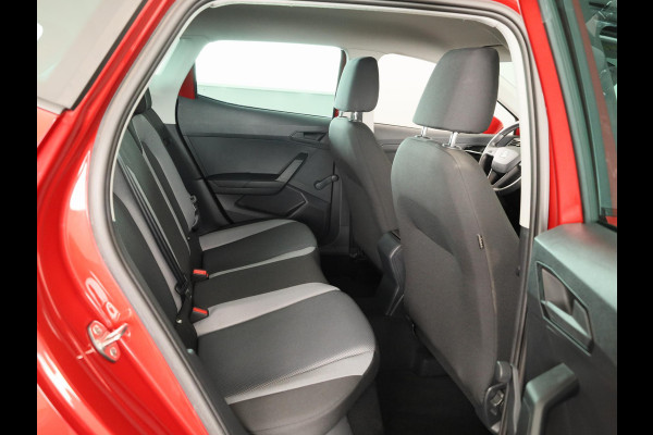Seat Ibiza 1.0 TSI Style Business Intense 95 pk | Navigatie | Parkeersensoren | Achteruitrijcamera | Autom. airco |