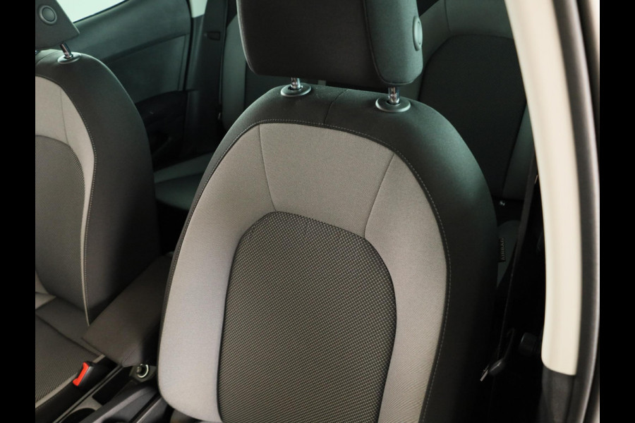 Seat Ibiza 1.0 TSI Style Business Intense 95 pk | Navigatie | Parkeersensoren | Achteruitrijcamera | Autom. airco |