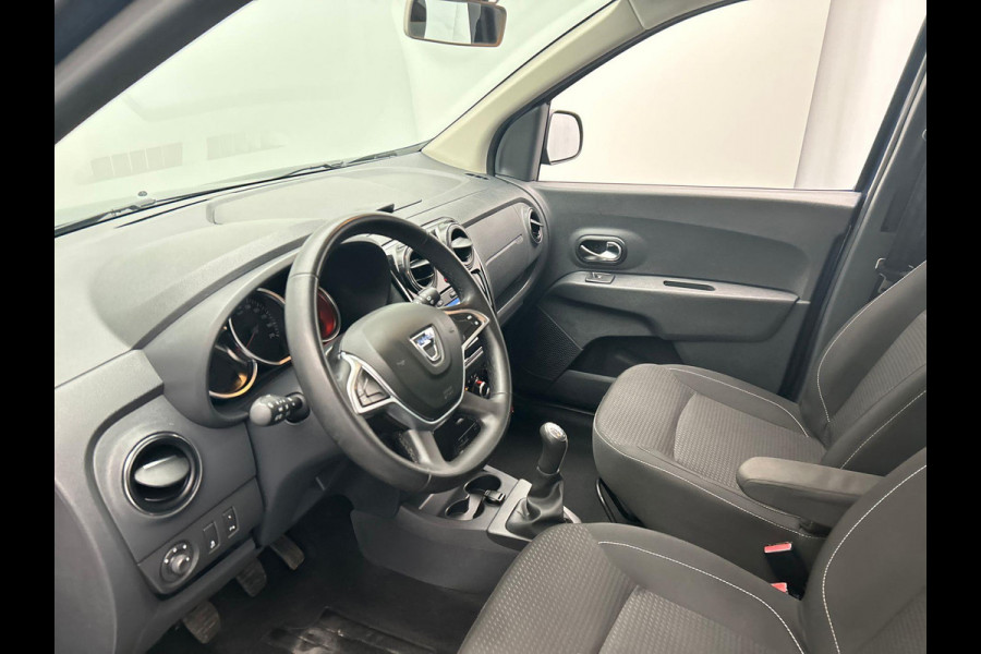 Dacia Lodgy 1.2 TCe Série Limitée Stepway 5p. | Trekhaak | Cruise Control Camera Navigatie