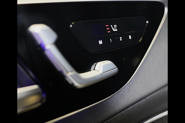 Mercedes-Benz C-Klasse 300 e AMG Line / Head Up / Camera / Acc / Lane Assist / Dode Hoek / Elek Stoelen / Memory / Pano / 20 Inch