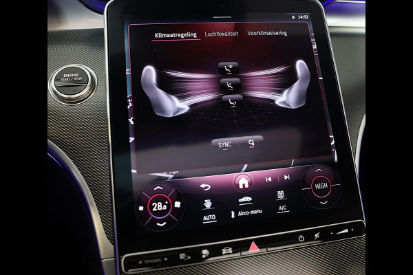 Mercedes-Benz C-Klasse 300 e AMG Line / Head Up / Camera / Acc / Lane Assist / Dode Hoek / Elek Stoelen / Memory / Pano / 20 Inch