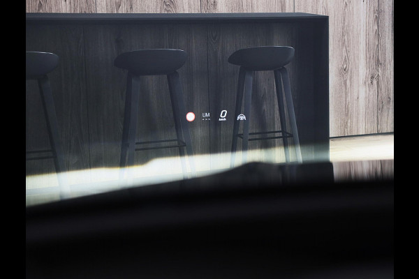 Mercedes-Benz C-Klasse 300 e AMG Line / Head Up / Camera / Acc / Lane Assist / Dode Hoek / Elek Stoelen / Memory / Pano / 20 Inch