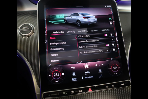 Mercedes-Benz C-Klasse 300 e AMG Line / Head Up / Camera / Acc / Lane Assist / Dode Hoek / Elek Stoelen / Memory / Pano / 20 Inch