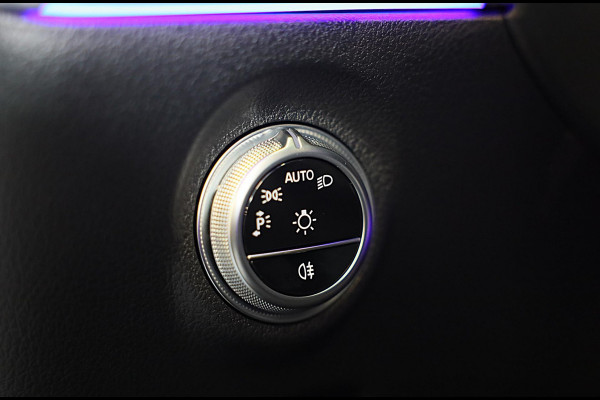 Mercedes-Benz C-Klasse 300 e AMG Line / Head Up / Camera / Acc / Lane Assist / Dode Hoek / Elek Stoelen / Memory / Pano / 20 Inch