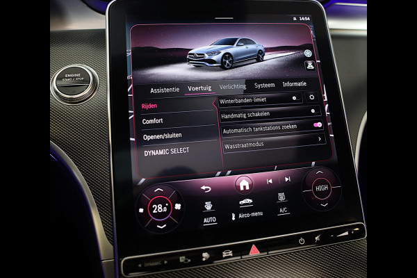 Mercedes-Benz C-Klasse 300 e AMG Line / Head Up / Camera / Acc / Lane Assist / Dode Hoek / Elek Stoelen / Memory / Pano / 20 Inch