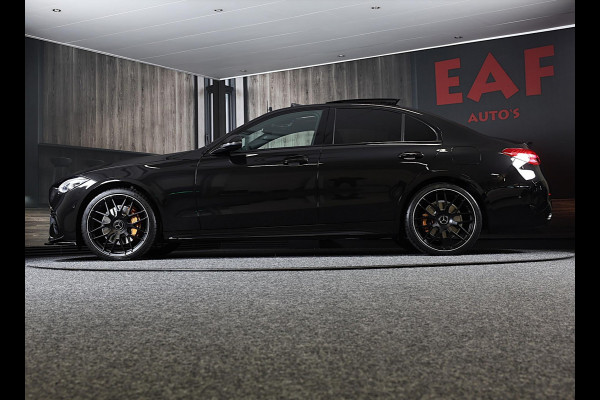 Mercedes-Benz C-Klasse 300 e AMG Line / Head Up / Camera / Acc / Lane Assist / Dode Hoek / Elek Stoelen / Memory / Pano / 20 Inch