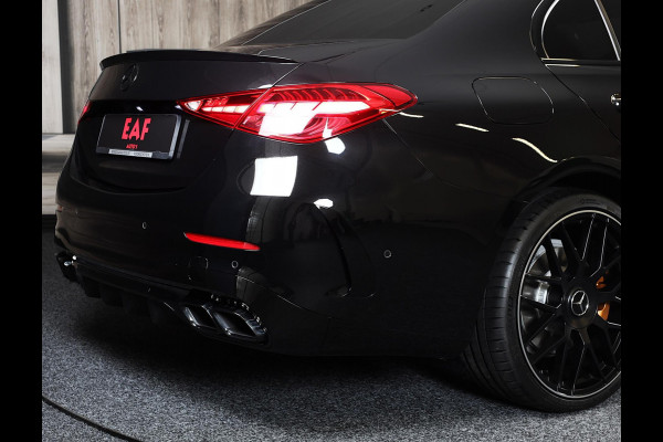 Mercedes-Benz C-Klasse 300 e AMG Line / Head Up / Camera / Acc / Lane Assist / Dode Hoek / Elek Stoelen / Memory / Pano / 20 Inch