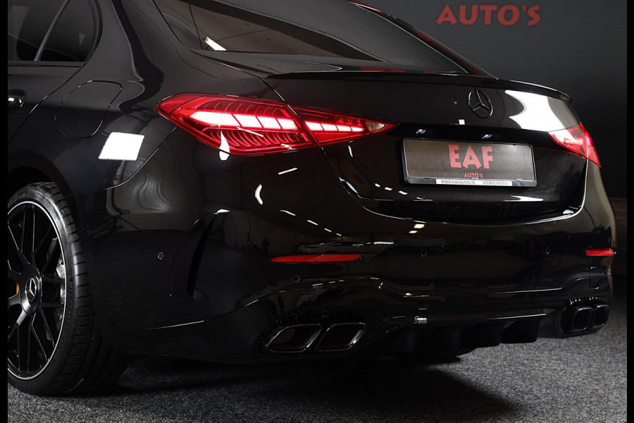 Mercedes-Benz C-Klasse 300 e AMG Line / Head Up / Camera / Acc / Lane Assist / Dode Hoek / Elek Stoelen / Memory / Pano / 20 Inch