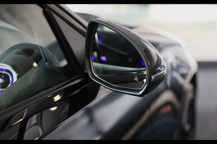 Mercedes-Benz C-Klasse 300 e AMG Line / Head Up / Camera / Acc / Lane Assist / Dode Hoek / Elek Stoelen / Memory / Pano / 20 Inch