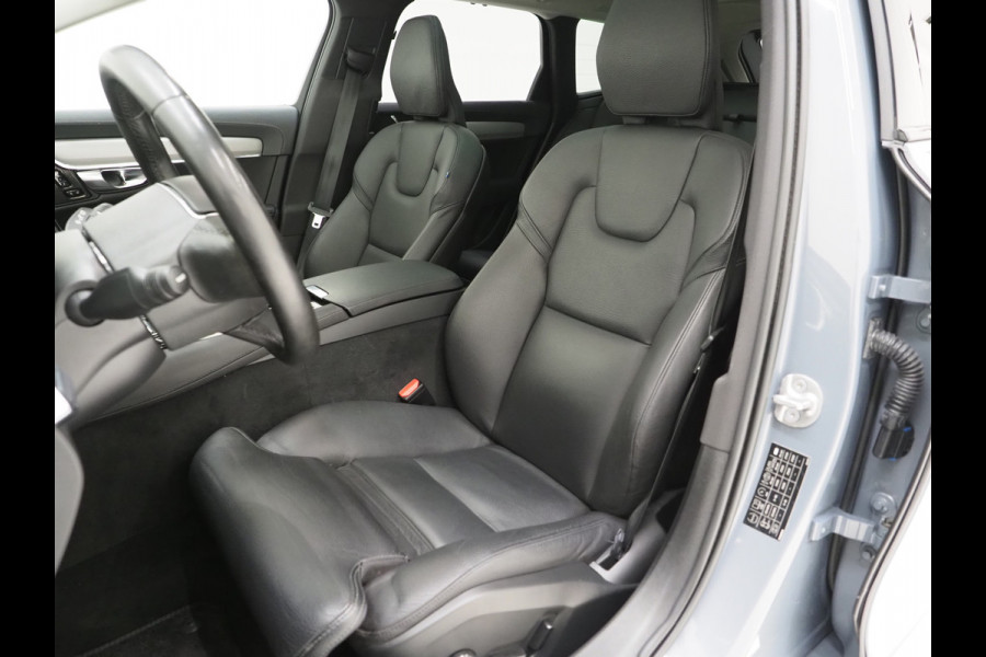 Volvo V90 2.0 T6 Plug-in hybrid AWD Plus Dark Long Range | Panoramadak | Pilot Assist | Trekhaak | Leder | Harman/Kardon | 360 | Keyless | Carplay
