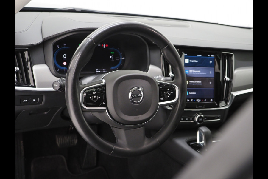 Volvo V90 2.0 T6 Plug-in hybrid AWD Plus Dark Long Range | Panoramadak | Pilot Assist | Trekhaak | Leder | Harman/Kardon | 360 | Keyless | Carplay