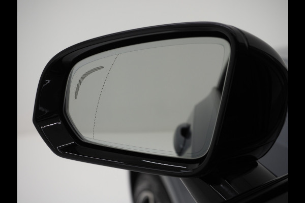 Volvo V90 2.0 T6 Plug-in hybrid AWD Plus Dark Long Range | Panoramadak | Pilot Assist | Trekhaak | Leder | Harman/Kardon | 360 | Keyless | Carplay