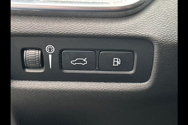 Volvo V60 2.0 T8 AWD Polestar Engineered | Pano/Dak | Harman/Kardon | Stuur/Stoelverwarming