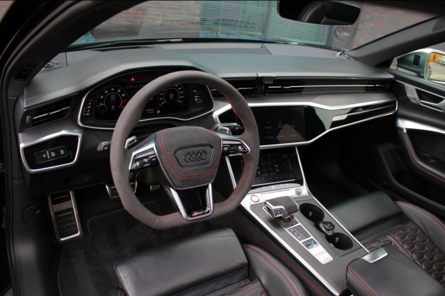 Audi A6 Avant RS 6 TFSI quattro