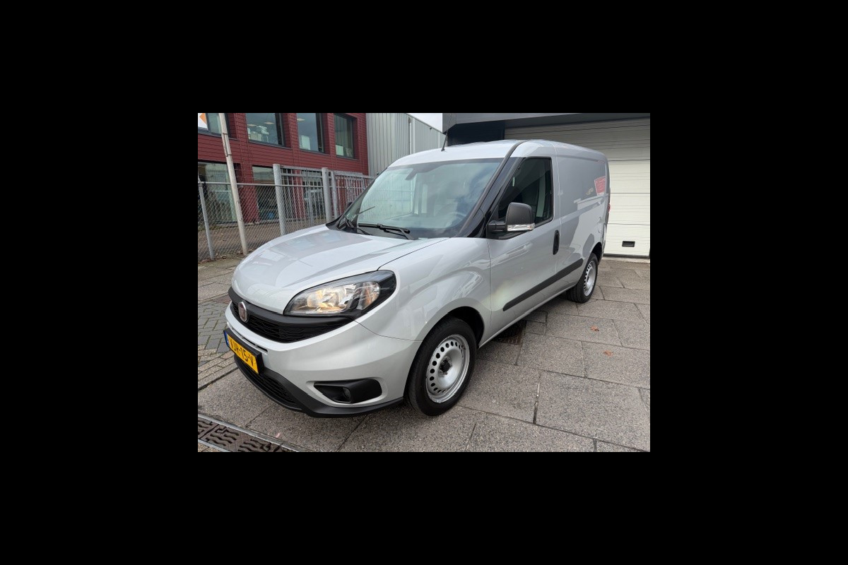 Fiat Doblò Cargo 1.4 T-Jet Natural Power L1H1 AIRCO I CNG I CAMERA INAVI I PDC I 1e EIGENAAR I COMPLETE ONDERHOUDSHISTORIE I
