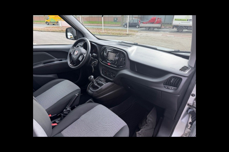 Fiat Doblò Cargo 1.4 T-Jet Natural Power L1H1 AIRCO I CNG I CAMERA INAVI I PDC I 1e EIGENAAR I COMPLETE ONDERHOUDSHISTORIE I