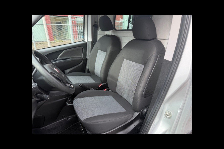 Fiat Doblò Cargo 1.4 T-Jet Natural Power L1H1 AIRCO I CNG I CAMERA INAVI I PDC I 1e EIGENAAR I COMPLETE ONDERHOUDSHISTORIE I