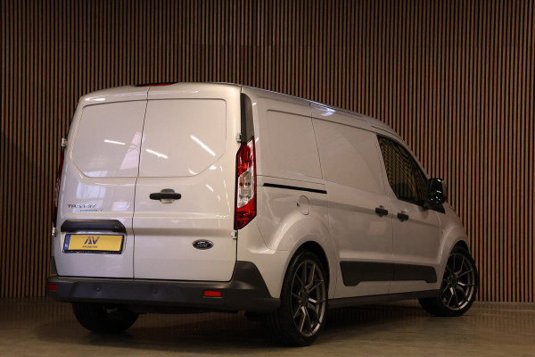 Ford Transit Connect 1.5 TDCI L2 | Sortimo inrichting | Marge | BTW & BPM Vrij | Camera | CarPlay | Navigatie | Cruise control | DAB | 3-Zitter | Alarm klasse 3 | NAP Logisch | Nieuwe APK | NL Auto | Euro 6