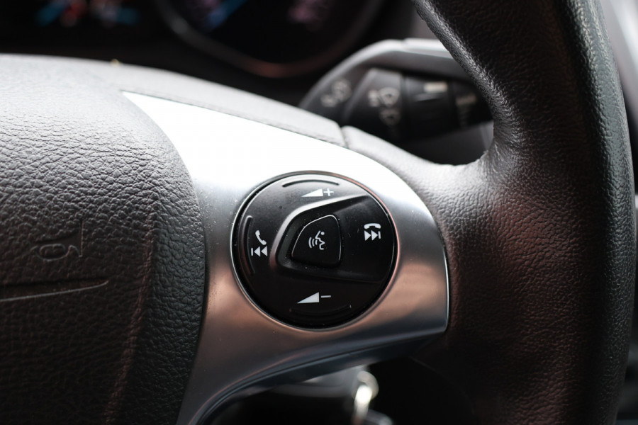 Ford Transit Connect 1.5 TDCI L2 | Sortimo inrichting | Marge | BTW & BPM Vrij | Camera | CarPlay | Navigatie | Cruise control | DAB | 3-Zitter | Alarm klasse 3 | NAP Logisch | Nieuwe APK | NL Auto | Euro 6