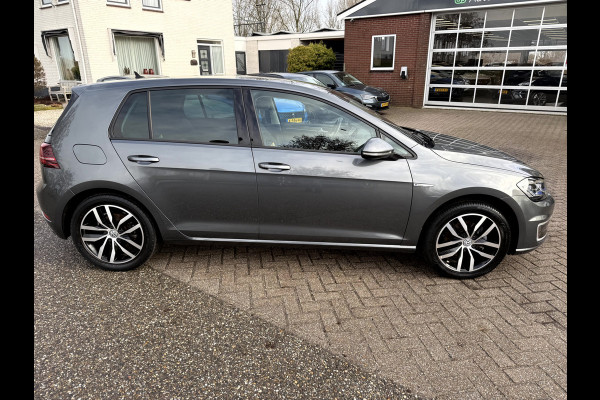 Volkswagen e-Golf e-Golf SOH 94%, 17''Lmv, Camera, App Connect