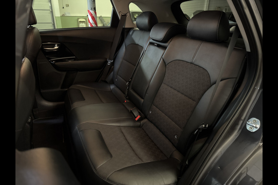 Kia Niro 1.6 GDi Hybrid MORE CAMERA/NAVI/HALF-LEDER