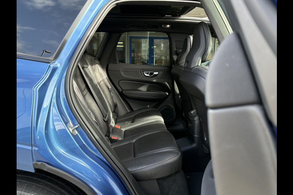 Volvo XC60 2.0 T6 Plug-in hybrid AWD R-Design | Wegklapbare Trekhaak | Elektrisch schuif-/kanteldak | ACC | Leder | Stoel- Verwarming & Ventilatie | Memory Seats | 360 Camera