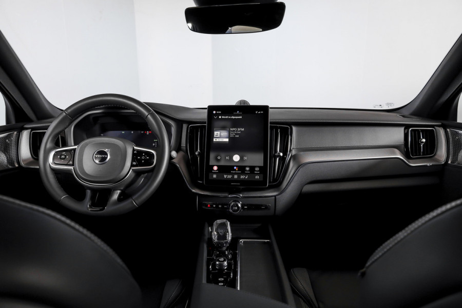 Volvo XC60 2.0 T8 Plug-in-hybrid AWD Polestar Engineered - Facelift MY26 | Bowers & Wilkins | Dig.Cockpit | Adapt.Cruise | Stoel+-Stuurverw. | PDC | 360 Camera | NAV + App.Connect + NAV | ECC | LM 22" | 3593