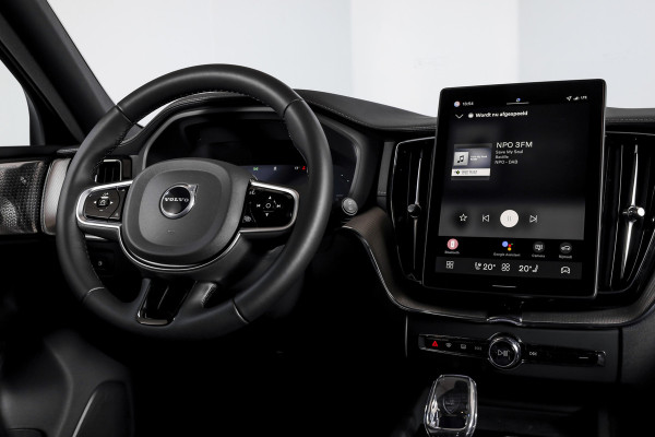 Volvo XC60 2.0 T8 Plug-in-hybrid AWD Polestar Engineered - Facelift MY26 | Bowers & Wilkins | Dig.Cockpit | Adapt.Cruise | Stoel+-Stuurverw. | PDC | 360 Camera | NAV + App.Connect + NAV | ECC | LM 22" | 3593