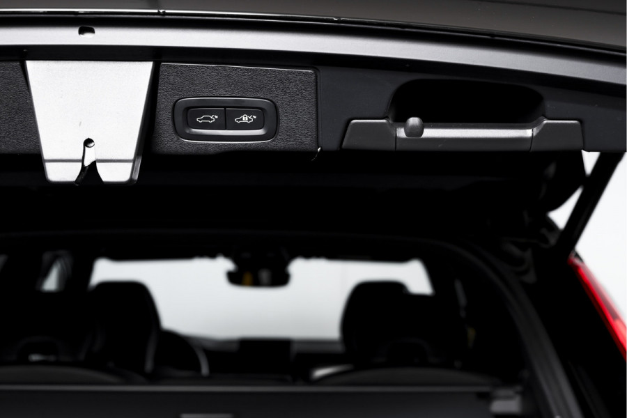 Volvo XC60 2.0 T8 Plug-in-hybrid AWD Polestar Engineered - Facelift MY26 | Bowers & Wilkins | Dig.Cockpit | Adapt.Cruise | Stoel+-Stuurverw. | PDC | 360 Camera | NAV + App.Connect + NAV | ECC | LM 22" | 3593