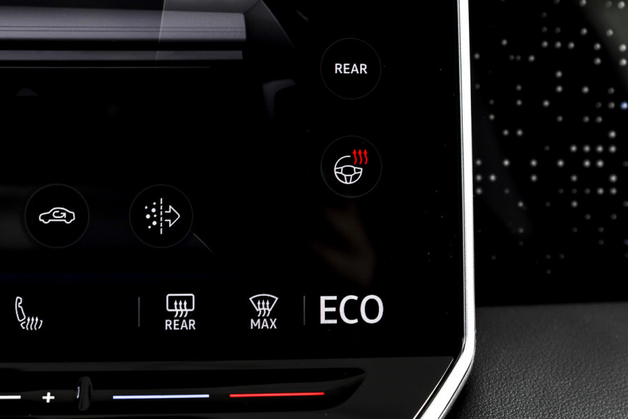 Volkswagen Tiguan 1.5 eHybrid 272 PK R-Line Edition | Black Style | Assistance Plus | Elek. Trekhaak | S/K-panodak | Adapt. Cruise | Stoel-+stuurverw. | NAV+App. Connect | 360 Camera | LM 20" | 3971