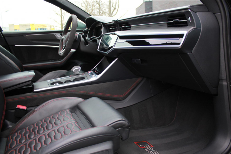 Audi A6 Avant RS 6 TFSI quattro