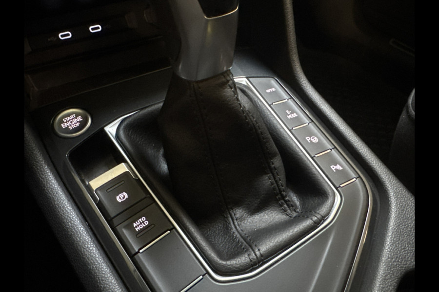 Volkswagen Tiguan E-HYBRID 245PK DSG ELEGANCE CAMERA/HEAD-UP/VIRTUAL/PANORAMADAK