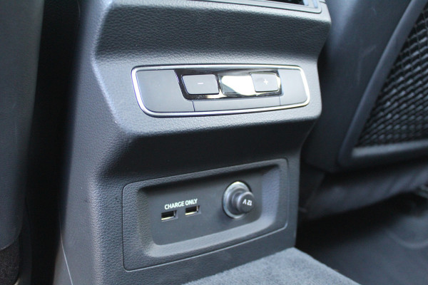 Audi Q5 50 TFSI e quattro S edition | Dealer Onderhouden | Bang & Olufsen | Trekhaak | 360 Camera | Leder