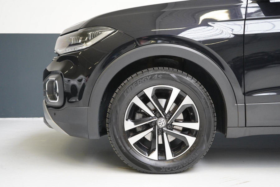 Volkswagen T-Cross 1.0 TSi 115pk United | Navigatie | Trekhaak | All-seasonbanden | Blind-Spot | Adaptive cruise