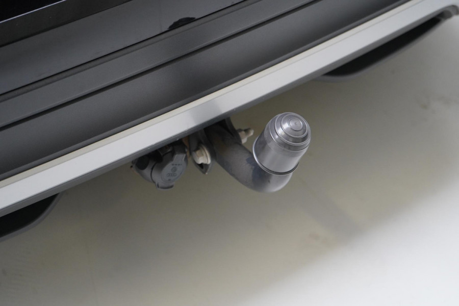 Volkswagen T-Cross 1.0 TSi 115pk United | Navigatie | Trekhaak | All-seasonbanden | Blind-Spot | Adaptive cruise