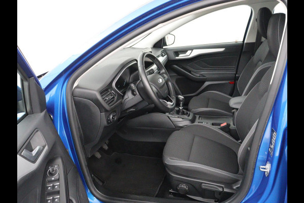 Ford Focus 1.0 EcoBoost Hybrid Trend Edition | 60.600km NAP | Trekhaak | Camera | Carplay | Navigatie | Full LED | Parkeerhulp | Airco | Cruise control | Bluetooth