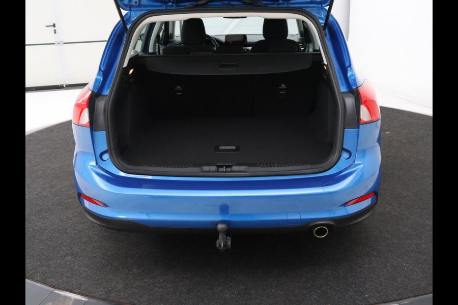 Ford Focus 1.0 EcoBoost Hybrid Trend Edition | 60.600km NAP | Trekhaak | Camera | Carplay | Navigatie | Full LED | Parkeerhulp | Airco | Cruise control | Bluetooth