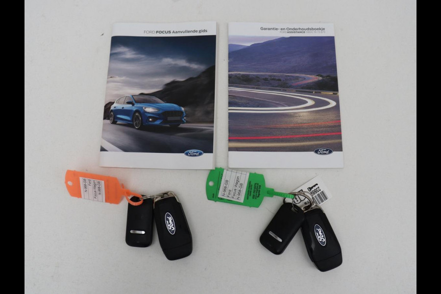 Ford Focus 1.0 EcoBoost Hybrid Trend Edition | 60.600km NAP | Trekhaak | Camera | Carplay | Navigatie | Full LED | Parkeerhulp | Airco | Cruise control | Bluetooth