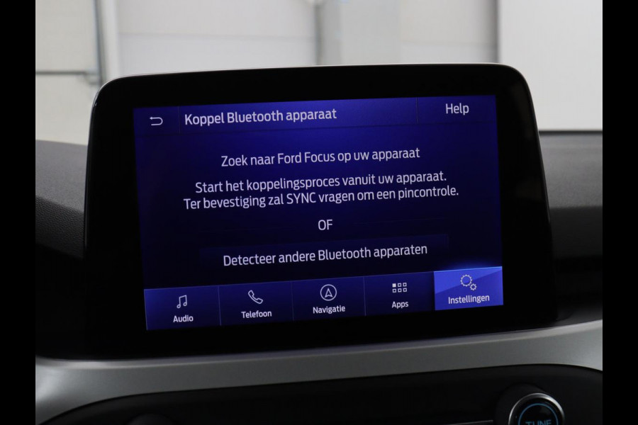 Ford Focus 1.0 EcoBoost Hybrid Trend Edition | 60.600km NAP | Trekhaak | Camera | Carplay | Navigatie | Full LED | Parkeerhulp | Airco | Cruise control | Bluetooth