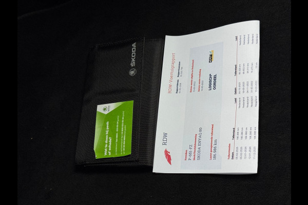 Škoda ENYAQ iV 80, achteruitrijcamera, stoel-stuurverwarming, trekhaak,1/2 lederen sportinterieur, 1 e eigenaar, NL auto met nap