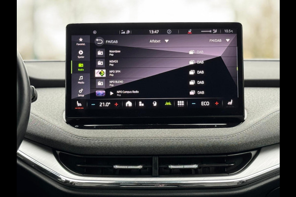 Škoda ENYAQ iV 80, achteruitrijcamera, stoel-stuurverwarming, trekhaak,1/2 lederen sportinterieur, 1 e eigenaar, NL auto met nap