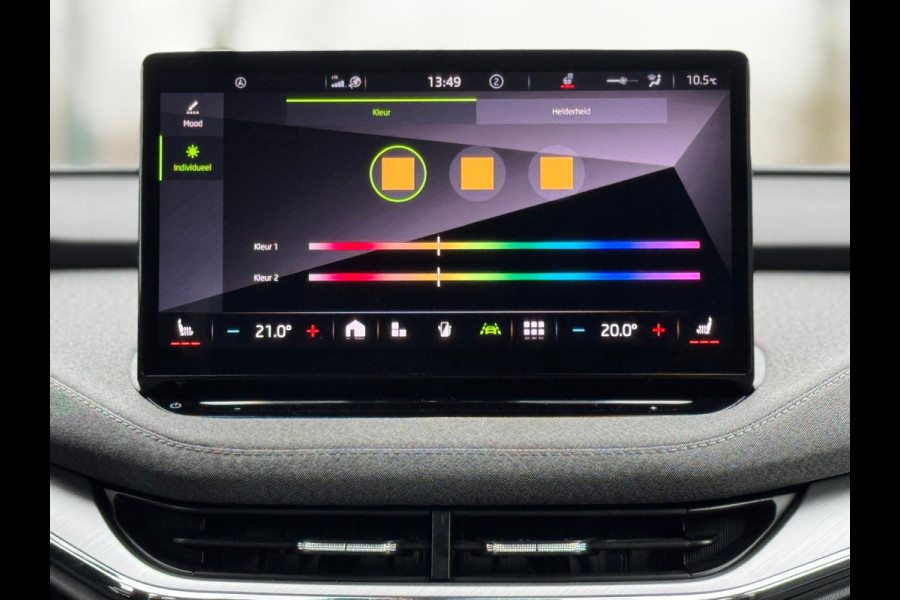 Škoda ENYAQ iV 80, achteruitrijcamera, stoel-stuurverwarming, trekhaak,1/2 lederen sportinterieur, 1 e eigenaar, NL auto met nap