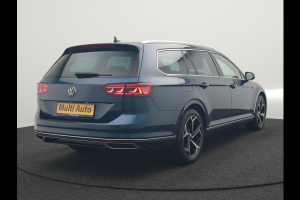 Volkswagen Passat Variant GTE Business Plug In Hybrid 218pk Dealer O.H PHEV | Trekhaak af Fabriek | Adaptive Cruise | Alcantara Sportstoelen Massage | Camera | Virtual | 18"L.M | Keyless | Matrix LED | Apple Carplay |