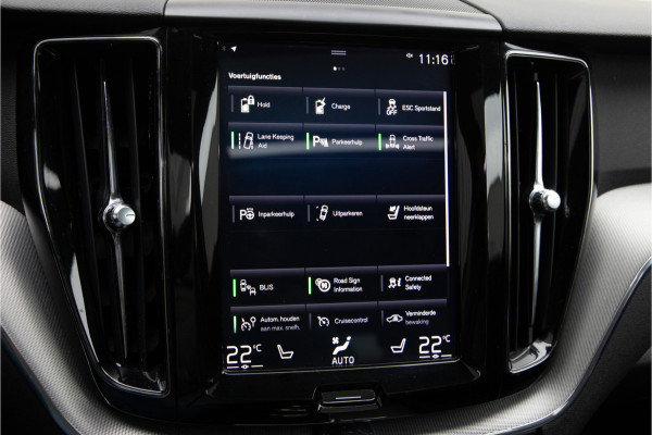 Volvo XC60 2.0 T8 Twin Engine AWD R-Design Pano, Leder