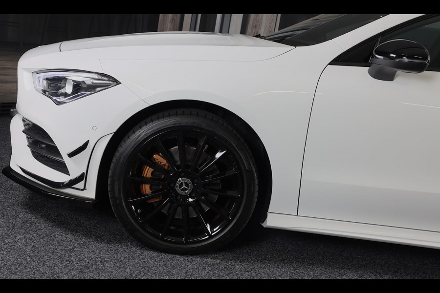 Mercedes-Benz CLA-Klasse 250 e AMG Line / AUT / Digital Cockpit / Cruise Control / Sfeerverlichting / Camera / Pano