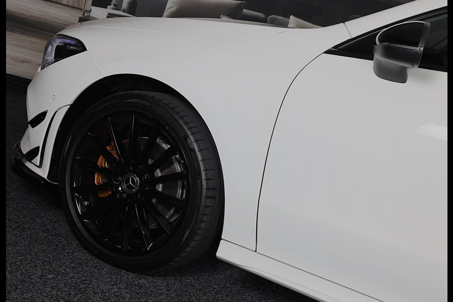 Mercedes-Benz CLA-Klasse 250 e AMG Line / AUT / Digital Cockpit / Cruise Control / Sfeerverlichting / Camera / Pano