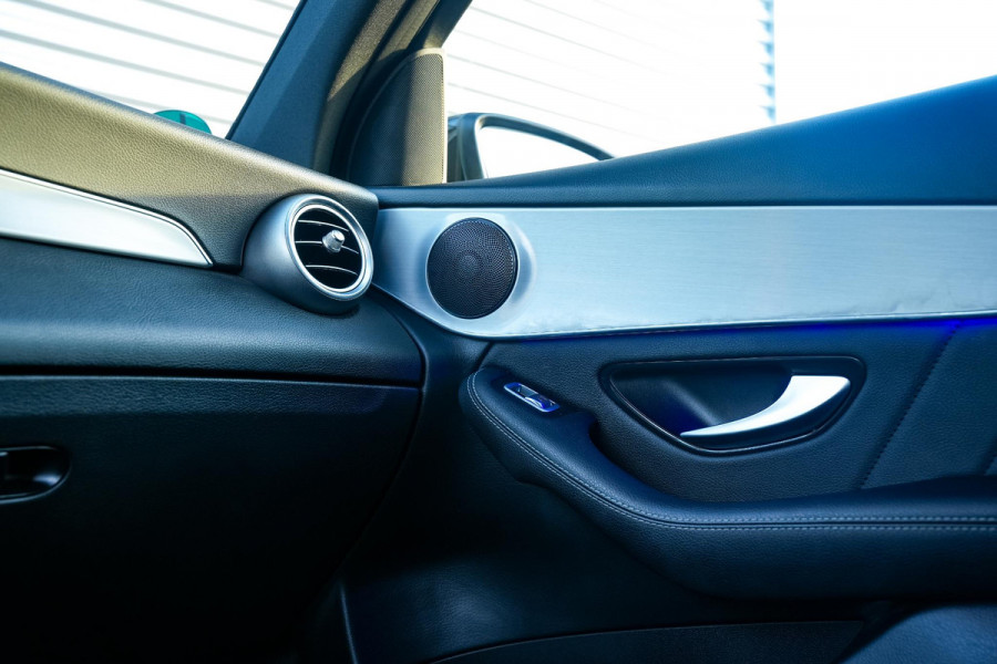 Mercedes-Benz GLC 300e 4MATIC Business Solution AMG