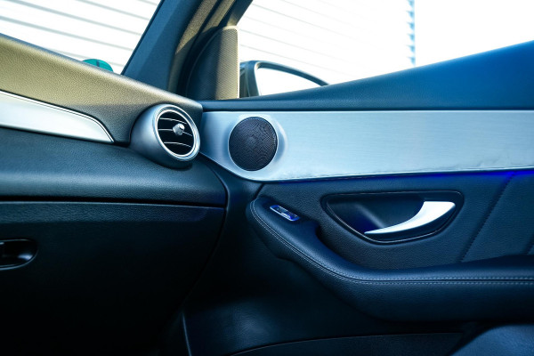 Mercedes-Benz GLC 300e 4MATIC Business Solution AMG