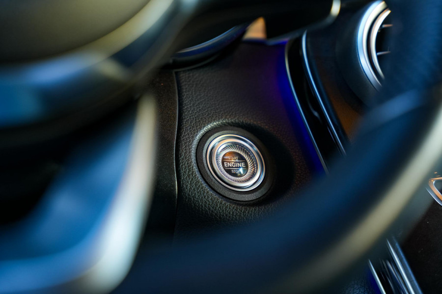 Mercedes-Benz GLC 300e 4MATIC Business Solution AMG