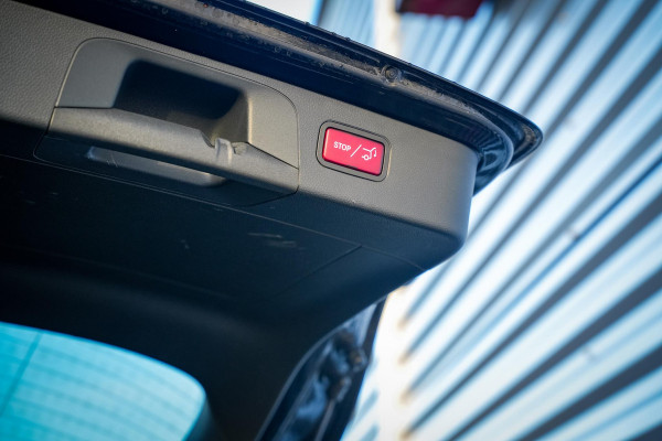 Mercedes-Benz GLC 300e 4MATIC Business Solution AMG